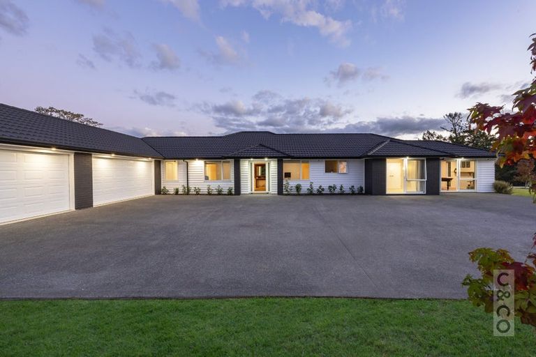 Photo of property in 43e Terry Smyth Drive, Kumeu, 0892