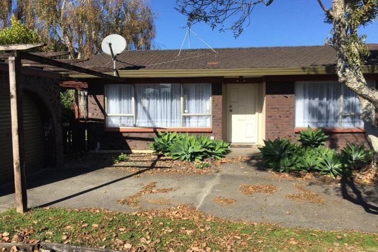 Photo of property in 2/32 Kindergarten Drive, Conifer Grove, Takanini, 2112