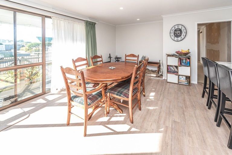 Photo of property in 39 Karamu Street, Tawhero, Whanganui, 4501