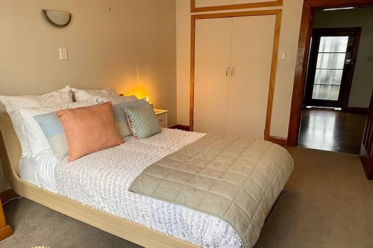 Photo of property in 224 The Parade, Island Bay, Wellington, 6023