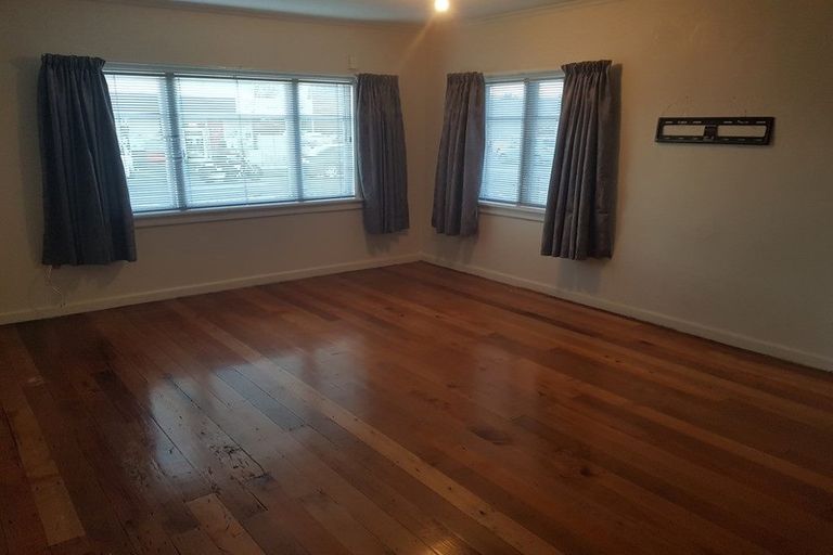 Photo of property in 281 Wairakei Road, Bryndwr, Christchurch, 8053