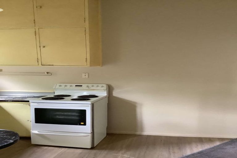 Photo of property in 18 Winton Street, St Albans, Christchurch, 8014