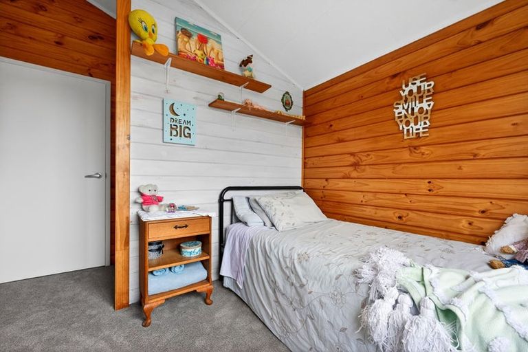 Photo of property in 203a Parkhurst Road, Parakai, 0830