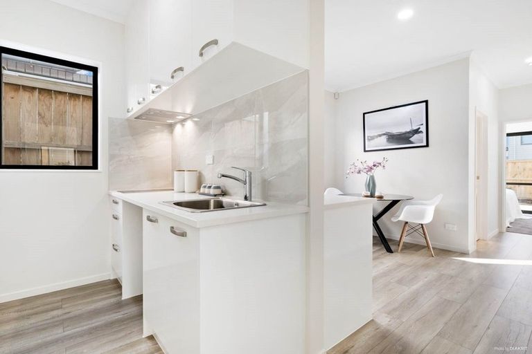 Photo of property in 14 Drumconnell Drive, Flat Bush, Auckland, 2019