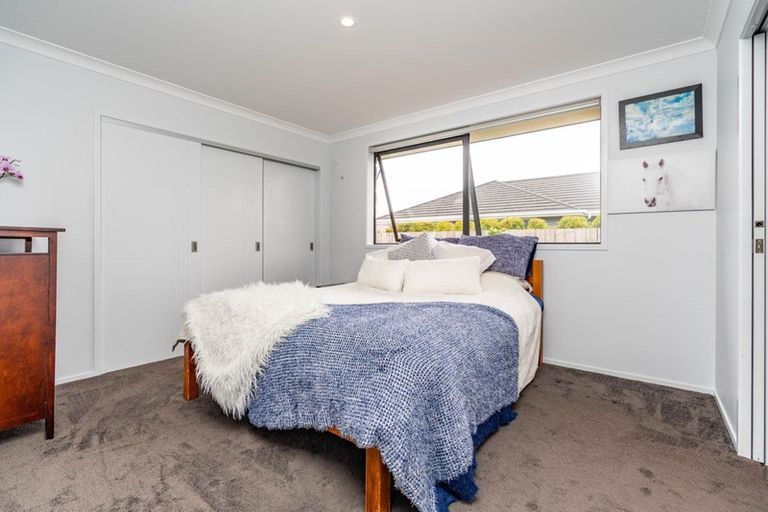 Photo of property in 32 Kedge Drive, Mangawhai, 0505
