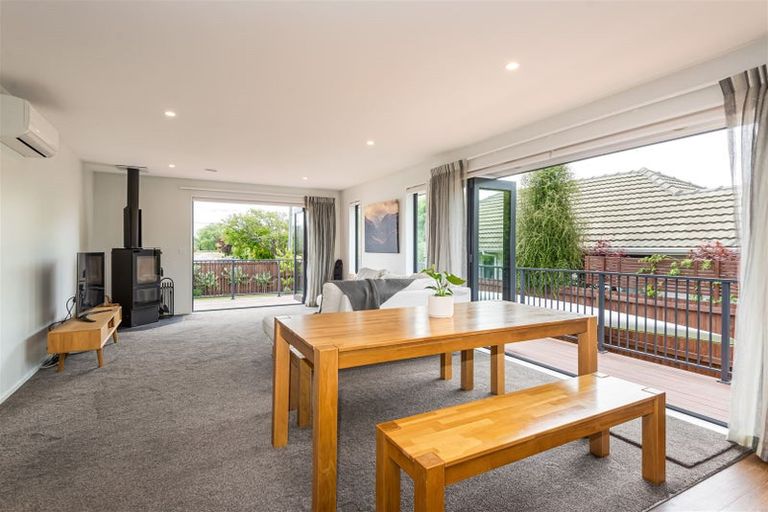 Photo of property in 86 Avondale Road, Avondale, Christchurch, 8061