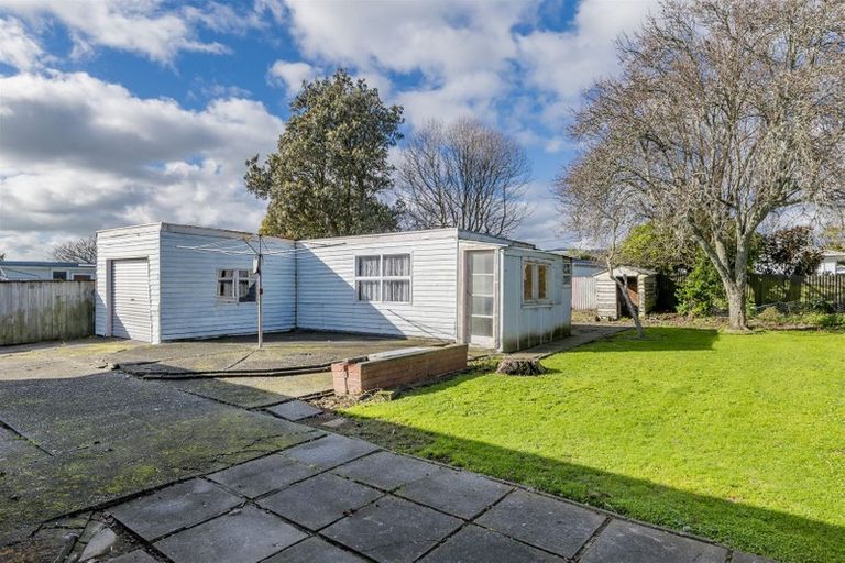 Photo of property in 4 Freyberg Street, Levin, 5510