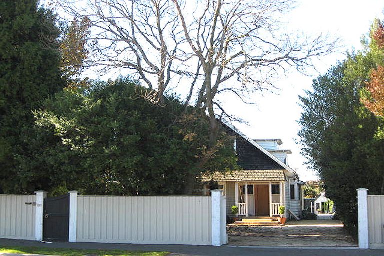 Photo of property in 100 Idris Road, Bryndwr, Christchurch, 8052