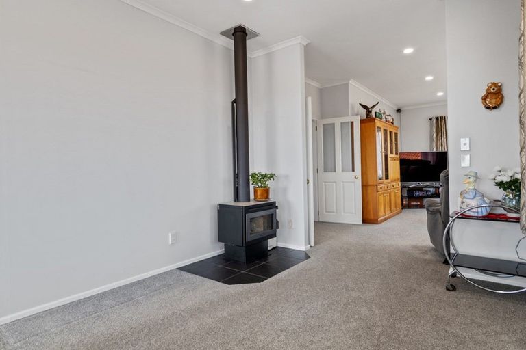 Photo of property in 16 Sterling Gate Drive, Bethlehem, Tauranga, 3110