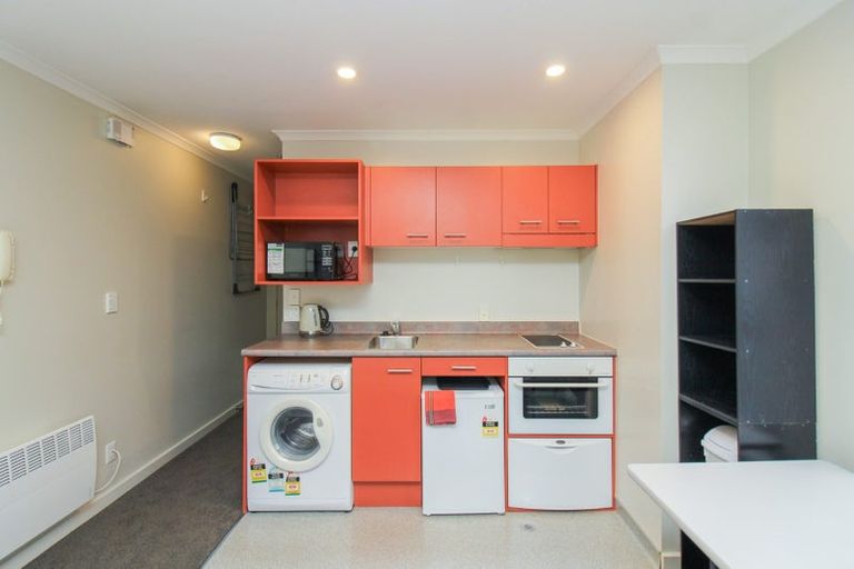 Photo of property in Aitken Street Apartments, 213/5 Aitken Street, Thorndon, Wellington, 6011