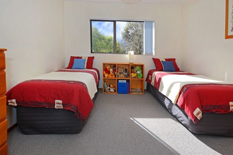 Photo of property in 13 Vintage Drive, Henderson, Auckland, 0612