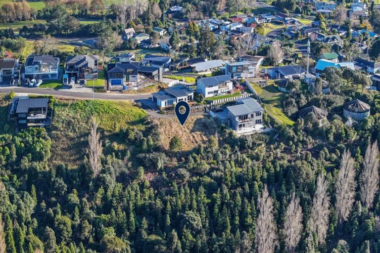 Photo of property in 113 Te Pamahue Drive, Whangamata, 3620