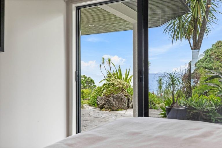 Photo of property in 75 Cliff Road, Torbay, Auckland, 0630