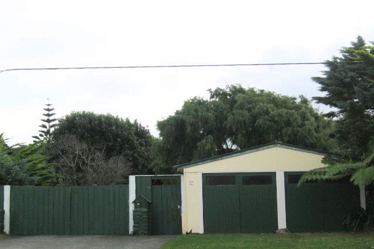 Photo of property in 83 Manly Street, Paraparaumu Beach, Paraparaumu, 5032