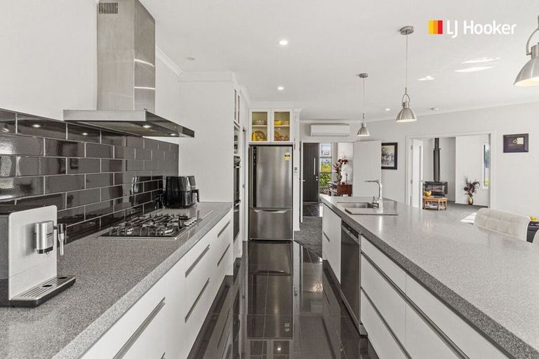 Photo of property in 218 Gladstone Road North, Mosgiel, 9024