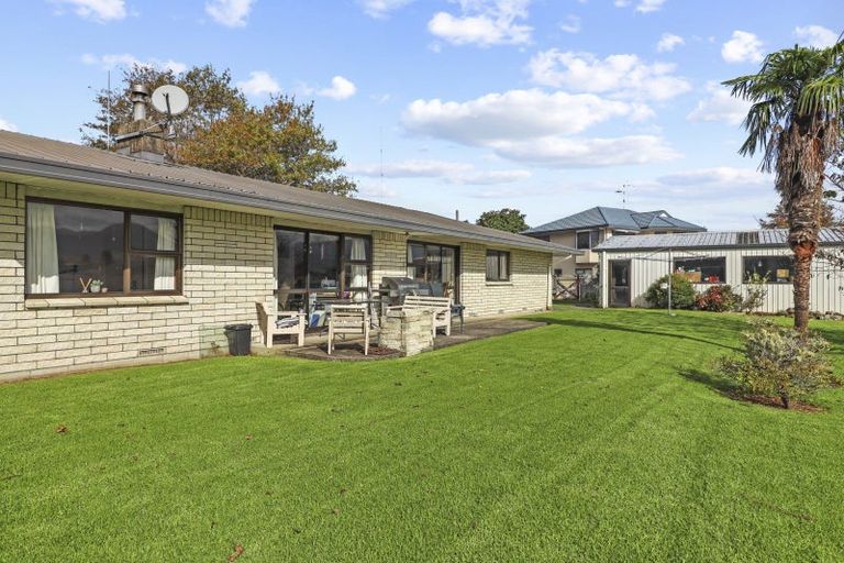 Photo of property in 35 Francis Drive, Katikati, 3129