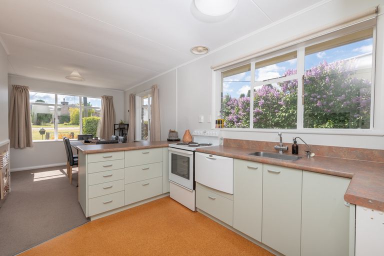 Photo of property in 10 Royal Terrace, Alexandra, 9320
