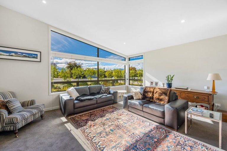 Photo of property in 126 Warren Street, Wanaka, 9305
