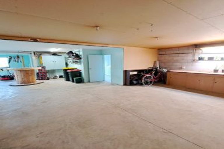 Photo of property in 11 Ballantrae Place, Highlands Park, New Plymouth, 4312