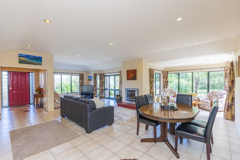 Photo of property in 121 Mount View Road, Bastia Hill, Whanganui, 4500