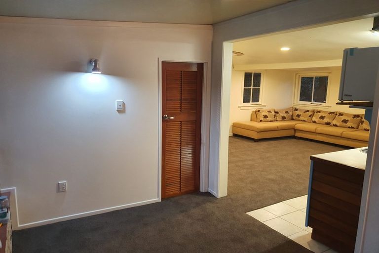 Photo of property in 137 Motutara Road, Muriwai, Waimauku, 0881