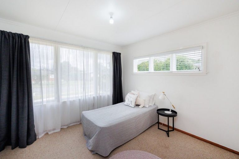 Photo of property in 7 Ruha Street, West End, Palmerston North, 4412