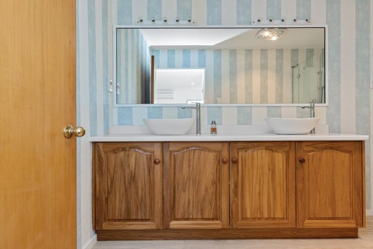 Photo of property in 6 Nilgiri Road, Poraiti, Napier, 4182