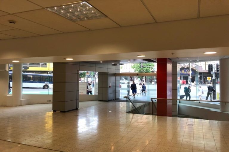 Photo of property in 290 Queen Street, Pukekohe, 2120