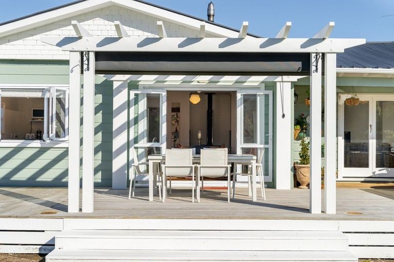 Photo of property in 36 Bidwills Cutting Road, Greytown, 5794