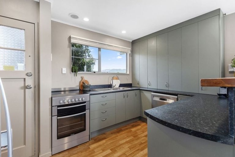 Photo of property in 60 Tweed Road, Papakowhai, Porirua, 5024