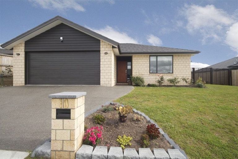 Photo of property in 10 Te Ironui Place, Huntington, Hamilton, 3210