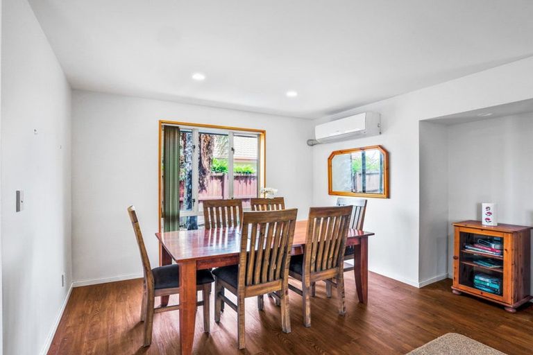 Photo of property in 19 Courtfield Close, Parklands, Christchurch, 8083