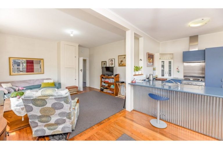 Photo of property in 2/115 Jerrold Street North, Addington, Christchurch, 8024