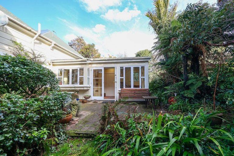 Photo of property in 20 Melrose Street, Roslyn, Dunedin, 9010