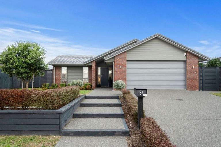 Photo of property in 87 Sandhurst Drive, Papamoa Beach, Papamoa, 3118