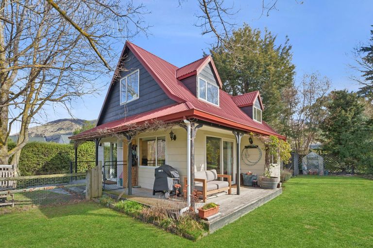 Photo of property in 188 Stone Street, Wanaka, 9305