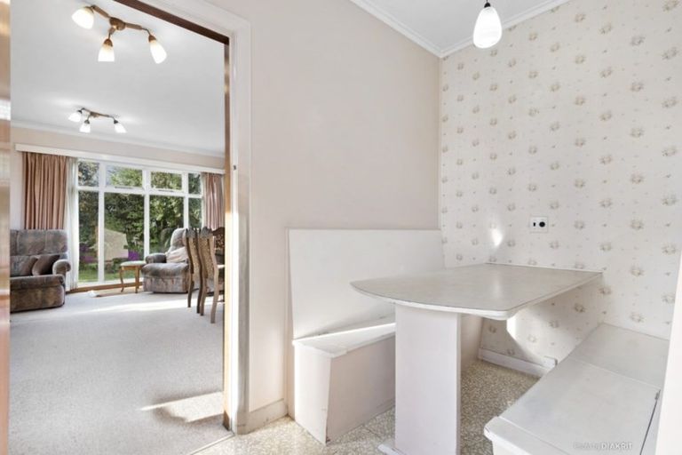 Photo of property in 162 Seatoun Heights Road, Seatoun, Wellington, 6022