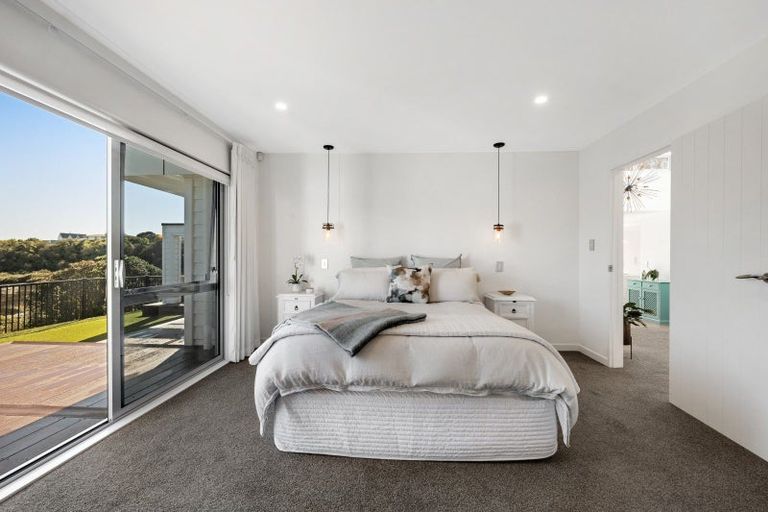 Photo of property in 1/13 Estelle Place, Farm Cove, Auckland, 2012