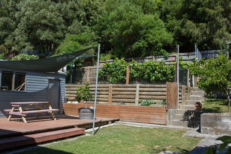 Photo of property in 42 Murphy Street, Toi Toi, Nelson, 7010