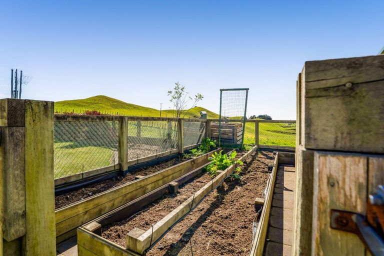 Photo of property in 54 Lepper Road, Inglewood, 4386