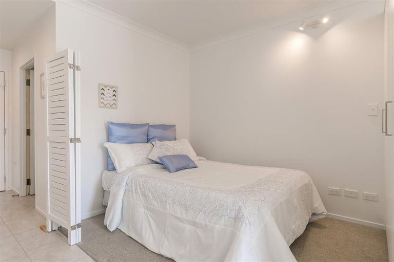 Photo of property in 164ae Harbour Village Drive, Gulf Harbour, Whangaparaoa, 0930