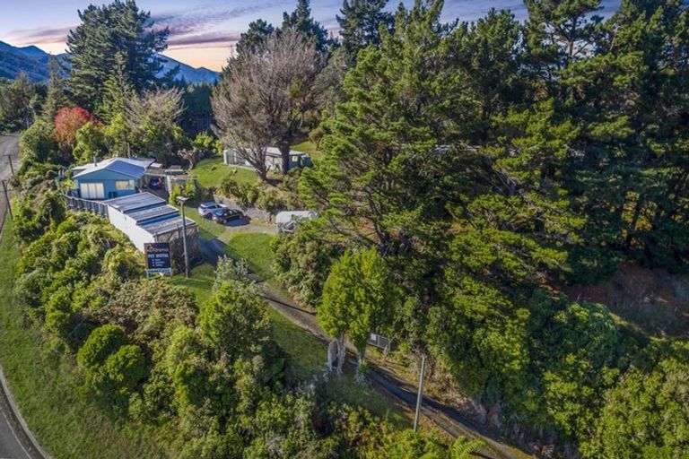 Photo of property in 2c Kaitoke Loop Road, Kaitoke, Upper Hutt, 5018