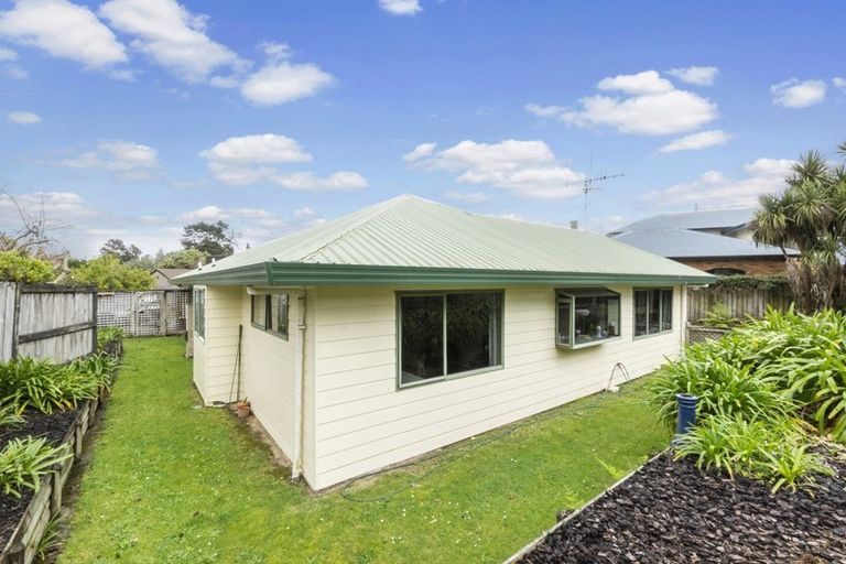 Photo of property in 25 Ashley Street, St Andrews, Hamilton, 3200