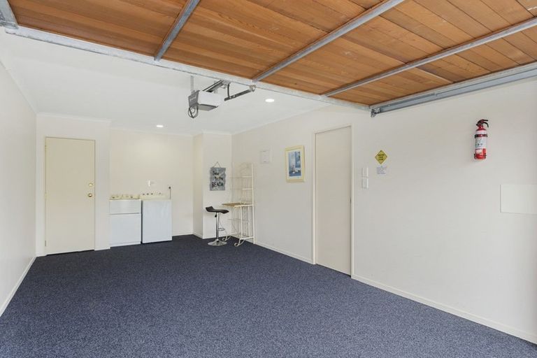 Photo of property in Seacrest, 24/200 Papamoa Beach Road, Papamoa Beach, Papamoa, 3118