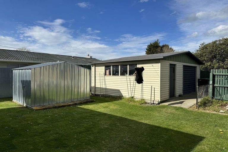 Photo of property in 5 Hillary Street, Waimate, 7924
