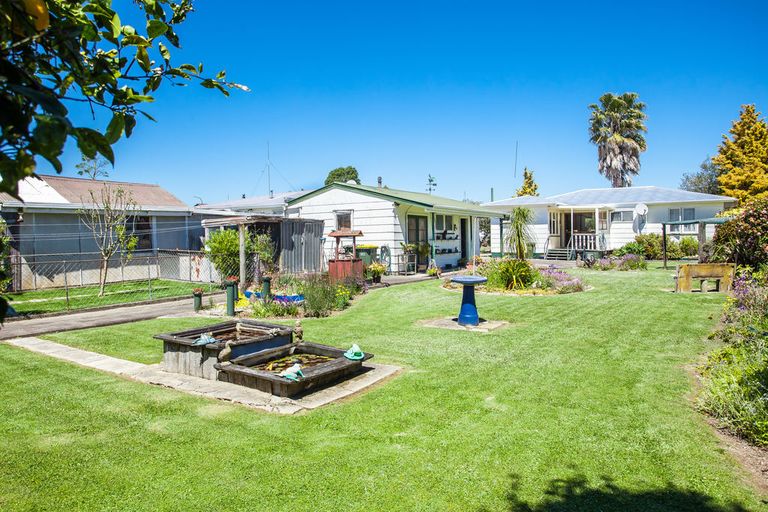 Photo of property in 15 Rimu Street, Edgecumbe, 3120
