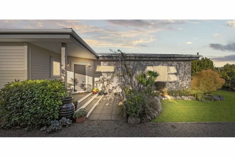 Photo of property in 31 Garvins Road, Hornby, Christchurch, 8042