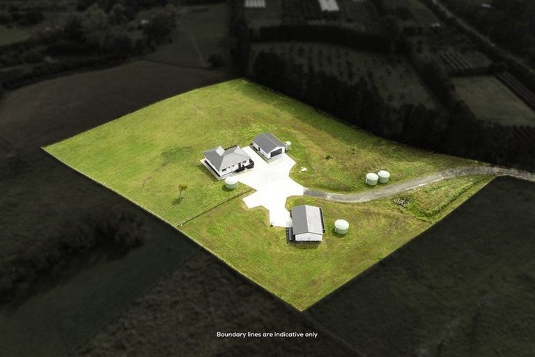 Photo of property in 233 Trigg Road, Kumeu, 0891