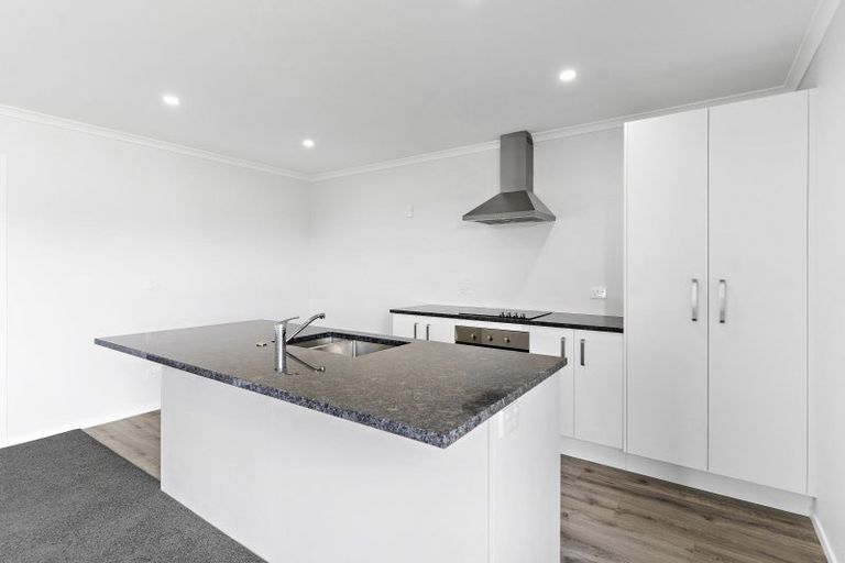 Photo of property in 5 Fantail Avenue, Carterton, 5713