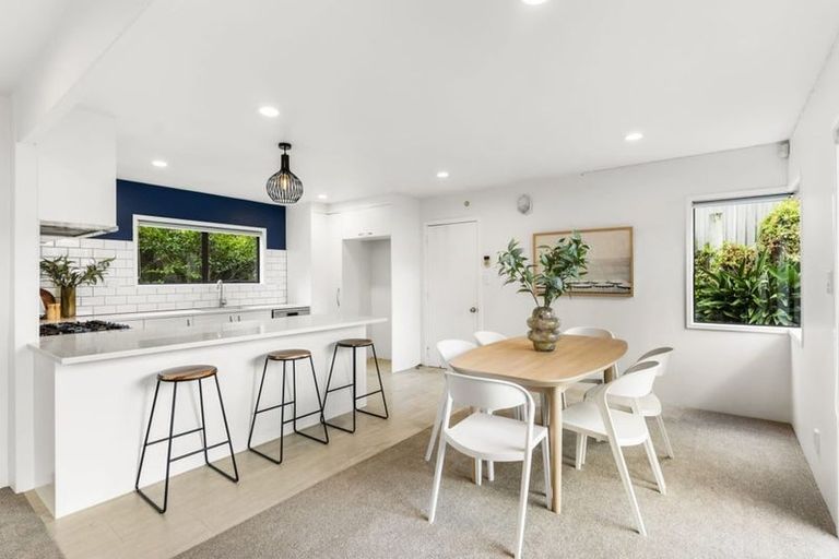 Photo of property in 2/49 Mozeley Avenue, Devonport, Auckland, 0624